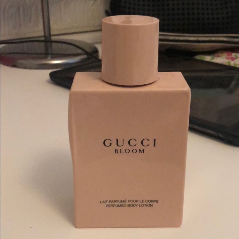 Gucci cream. Authentic